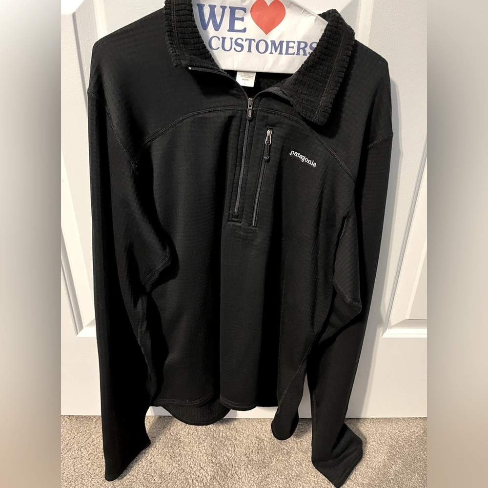 Patagonia Men’s Large Black R1 Regulator/Polartec fleece 1/4 zip